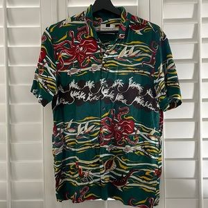 Top man kraken button down